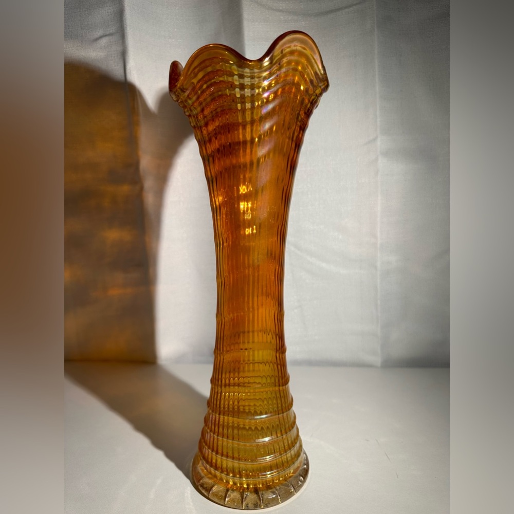 Vintage Imperial Carnival Glass Marigold Ripple Swung Vase - Picture 3 of 15